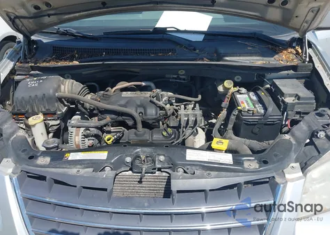 2008 Chrysler Town & Country Touring из США, поврежденный, VIN 2A8HR54P18R777245